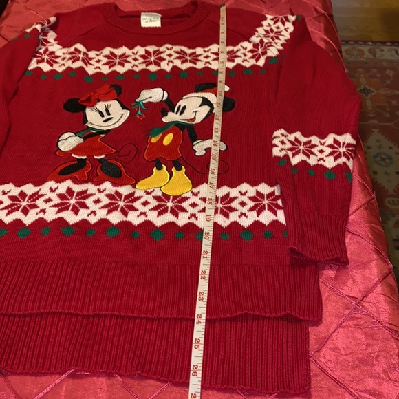 Disney Store Mickey and Minnie mistletoe Christmas sweater - Picture 4 of 5